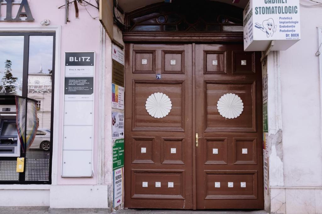 ☆ Bulevard Apartments ☆ Arad Eksteriør bilde