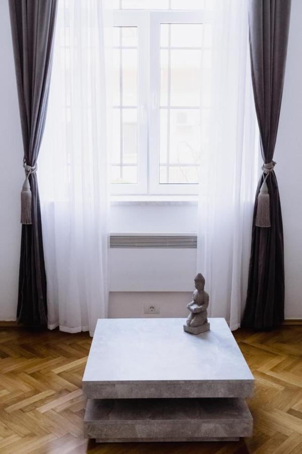 ☆ Bulevard Apartments ☆ Arad Eksteriør bilde
